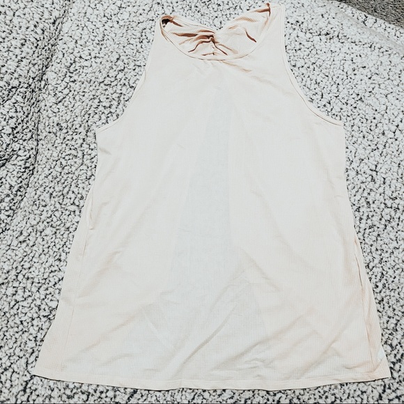 🦋SOLD🦋 Fabletics Tank - Picture 1 of 5